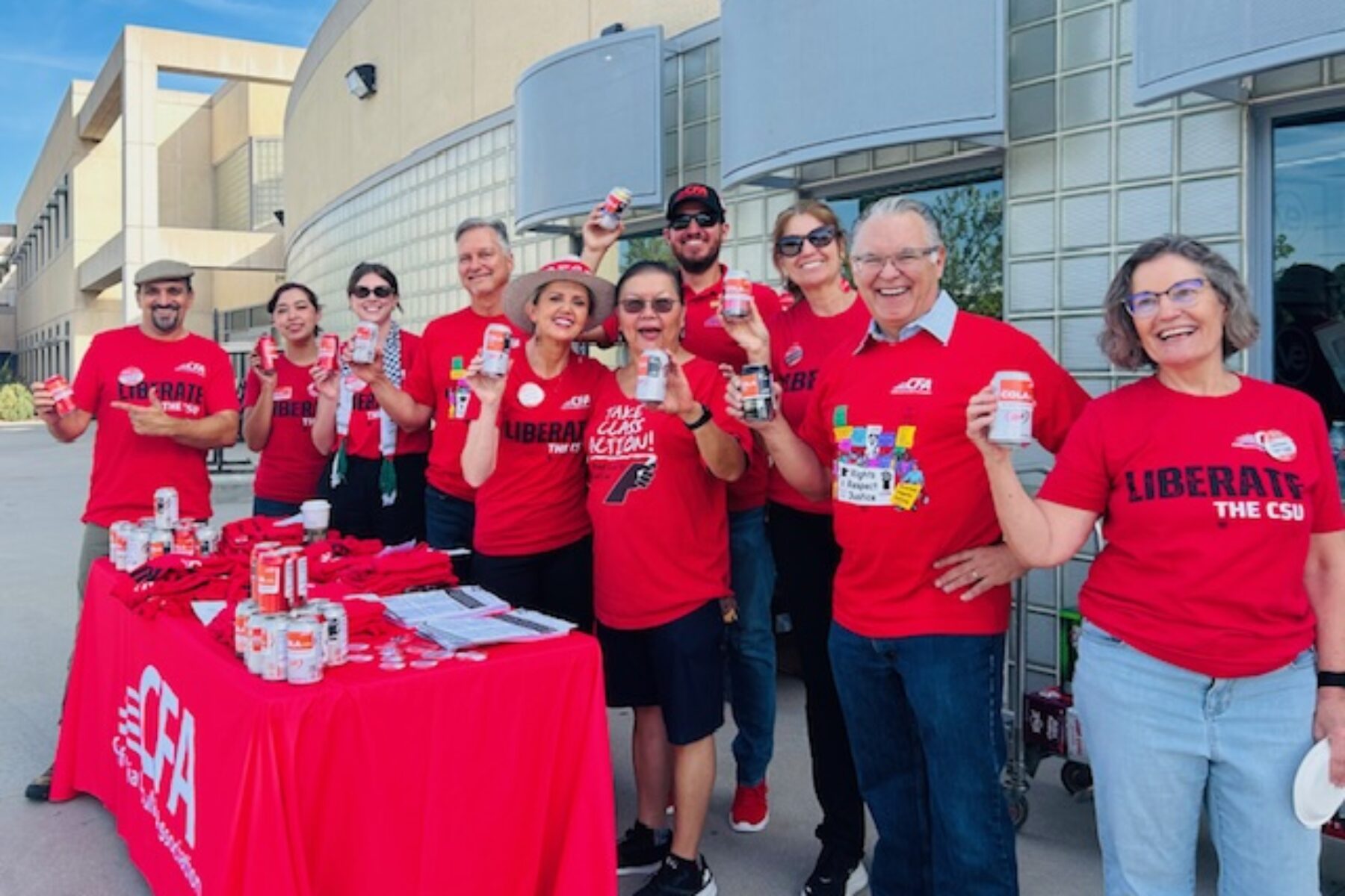 Group of CFA memebrs with sodas